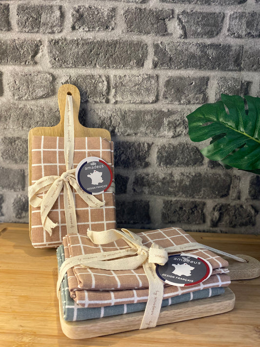 Lot de 2 torchons + planche à découper